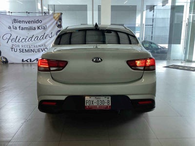 2020 Kia KIA RIO SEDAN 4p L L4/1.6 Man