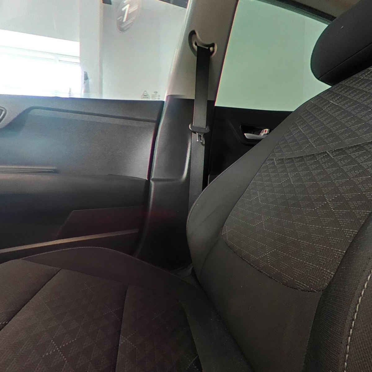 2020 Kia KIA RIO SEDAN 4p L L4/1.6 Man