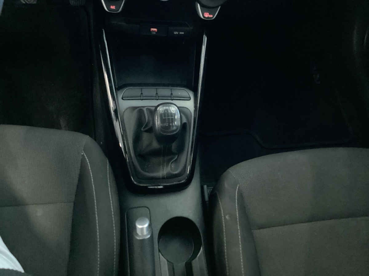 2023 Kia KIA RIO SEDAN 4p LX L4/1.6 Man