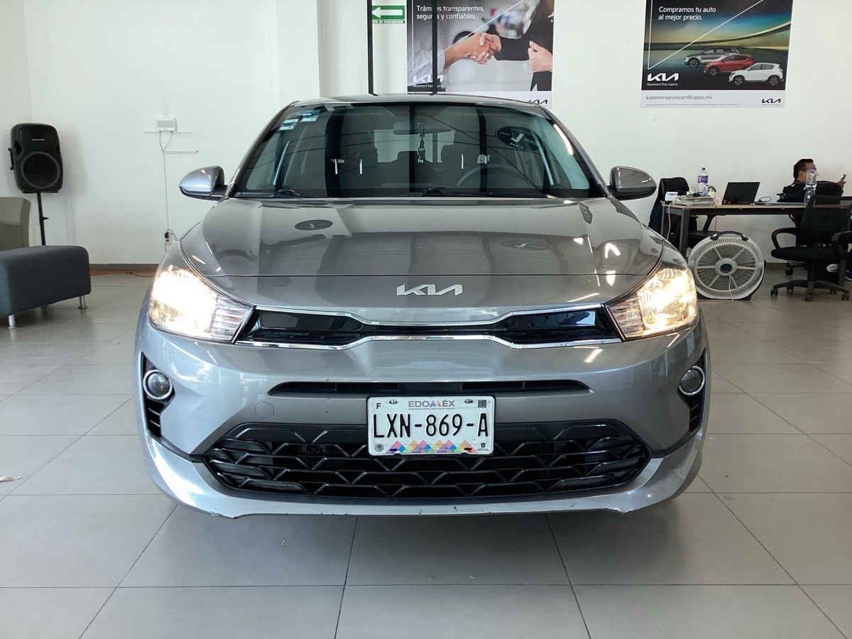 2023 Kia KIA RIO SEDAN 4p LX L4/1.6 Man
