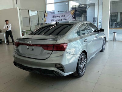 2023 Kia FORTE SEDAN 4p GT Line L4/2.0 Aut