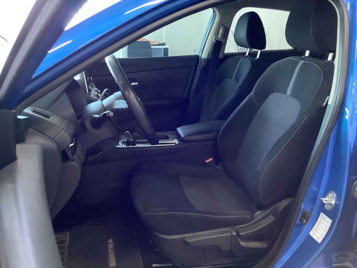 2020 Nissan Sentra 4p Advance L4/2.0 Aut
