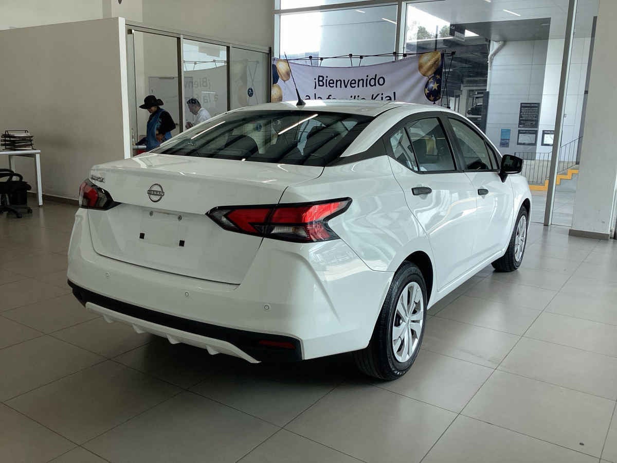 2025 Nissan Versa 4p Sense L4/1.6 Aut