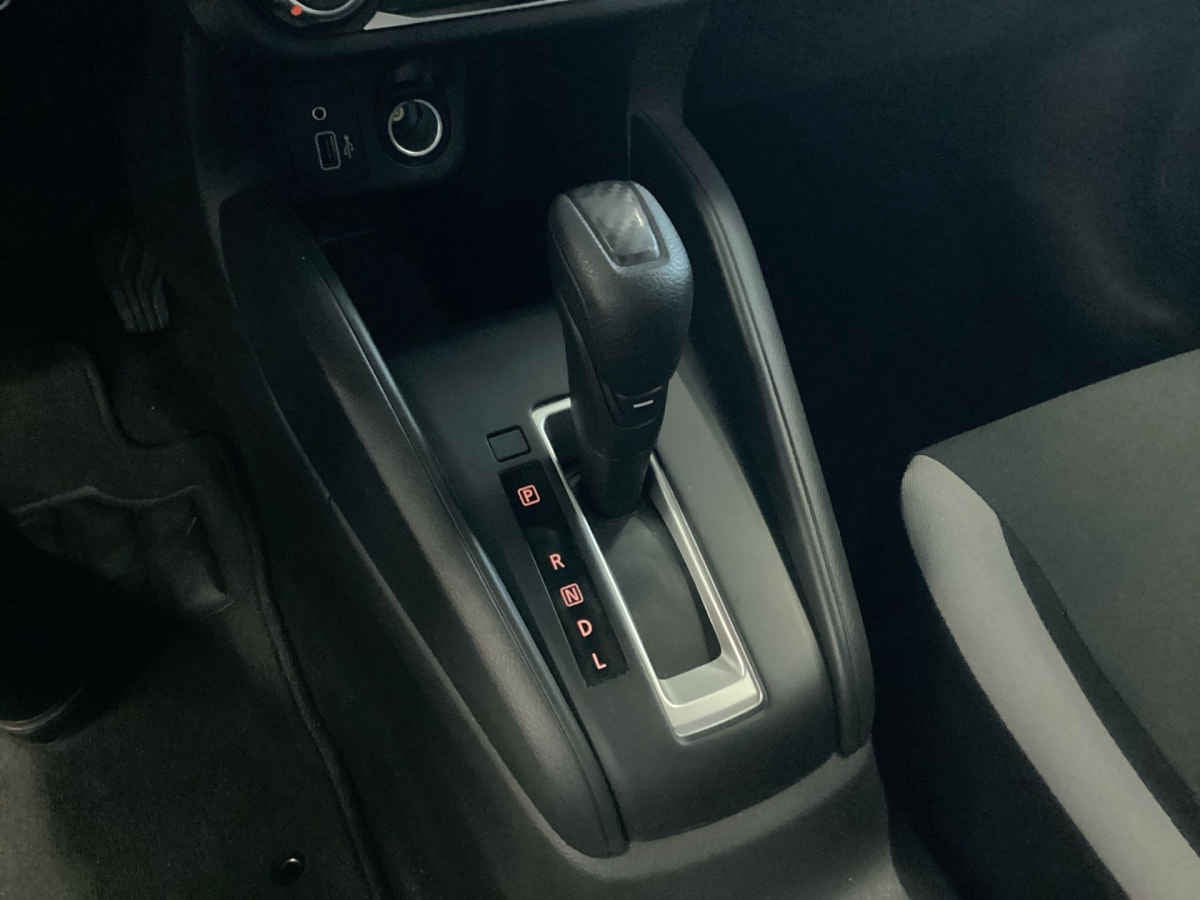 2025 Nissan Versa 4p Sense L4/1.6 Aut