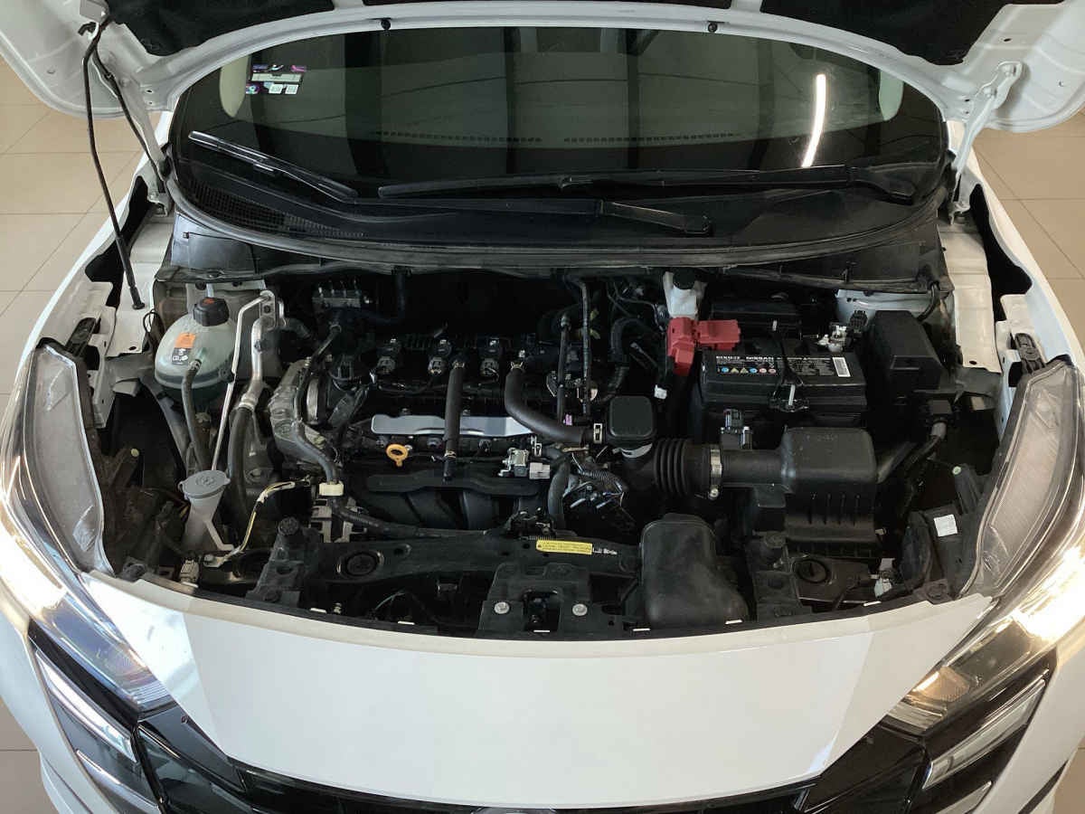 2025 Nissan Versa 4p Sense L4/1.6 Aut