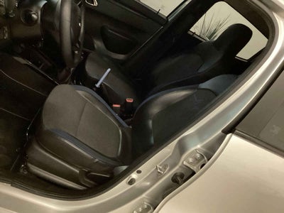 2025 Renault Kwid 5p Iconic L3/1.0 Man