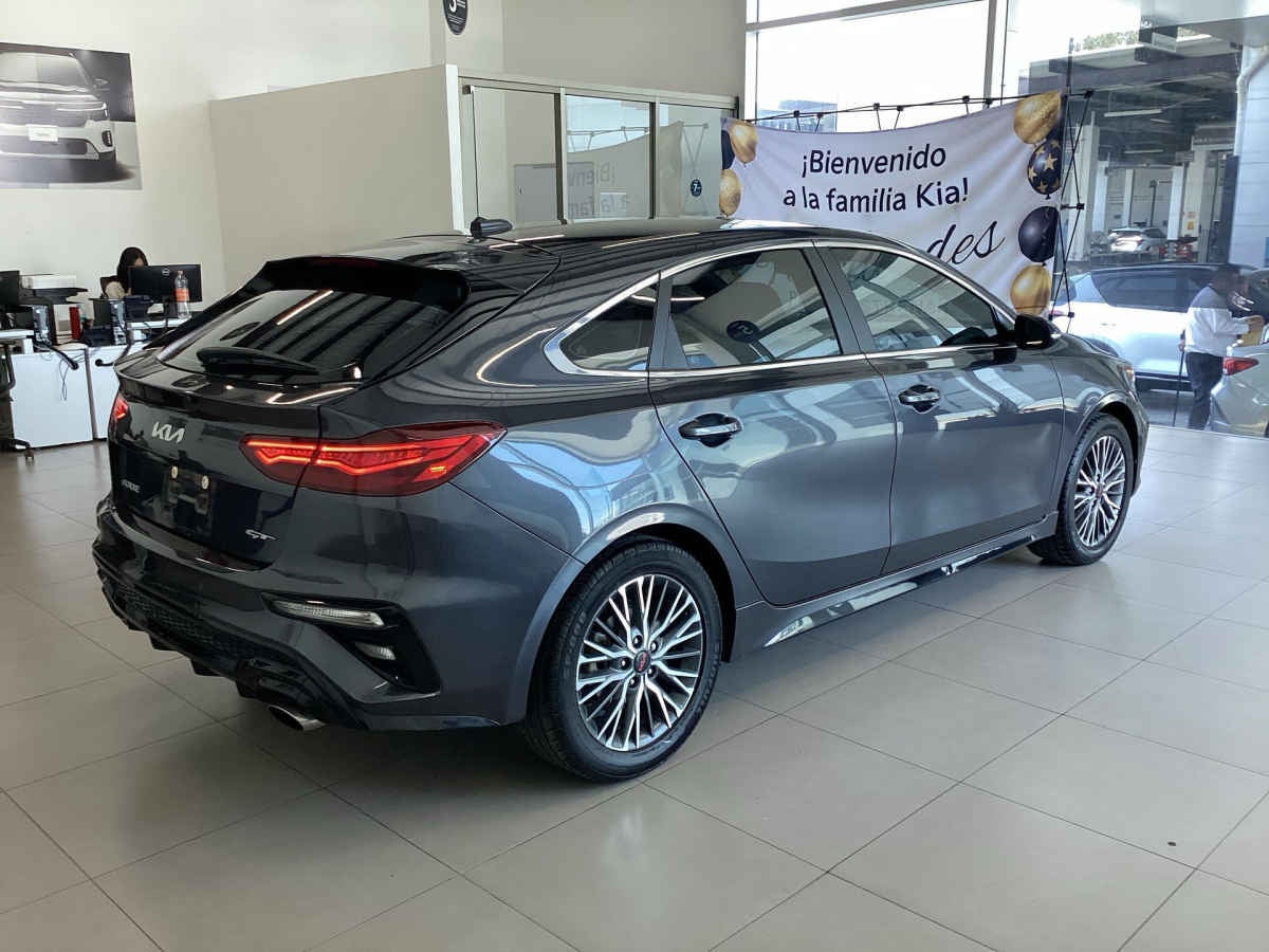 2023 Kia FORTE HB 5p GT L4/1.6/T Aut