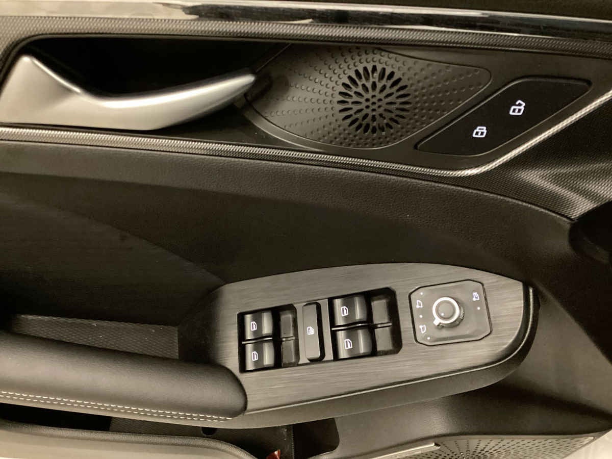 2025 HAVAL Jolion 5p Premium HEV L4/1.5/T Aut 1.67 kwh