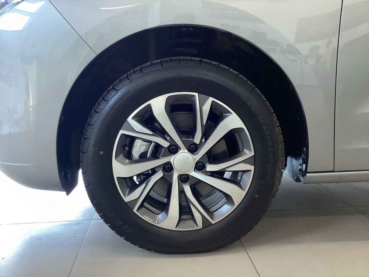 2025 HAVAL Jolion 5p Premium HEV L4/1.5/T Aut 1.67 kwh