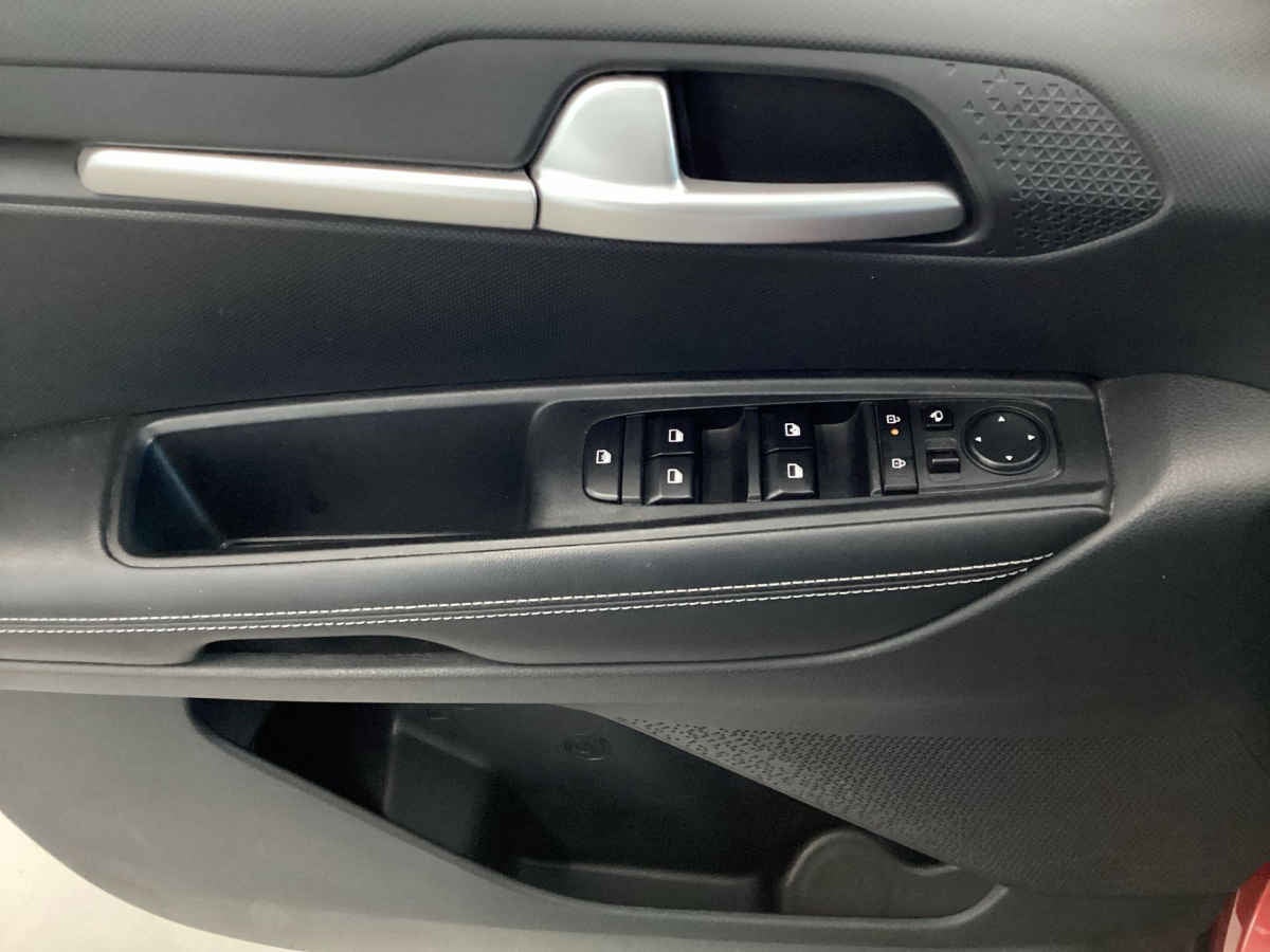 2024 Kia Sonet 5p SX L4/1.5 Aut