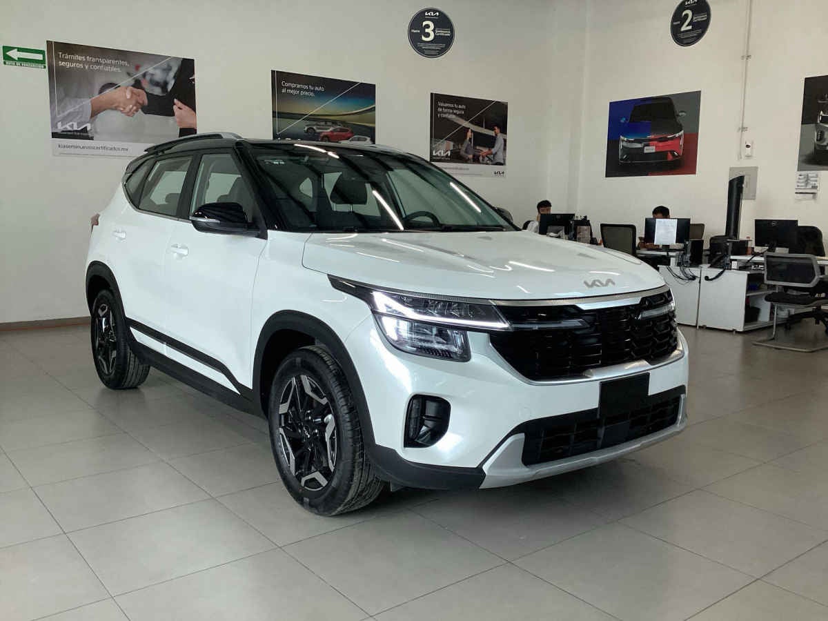 2026 Kia SELTOS 5p SXL L4/1.4/T Aut