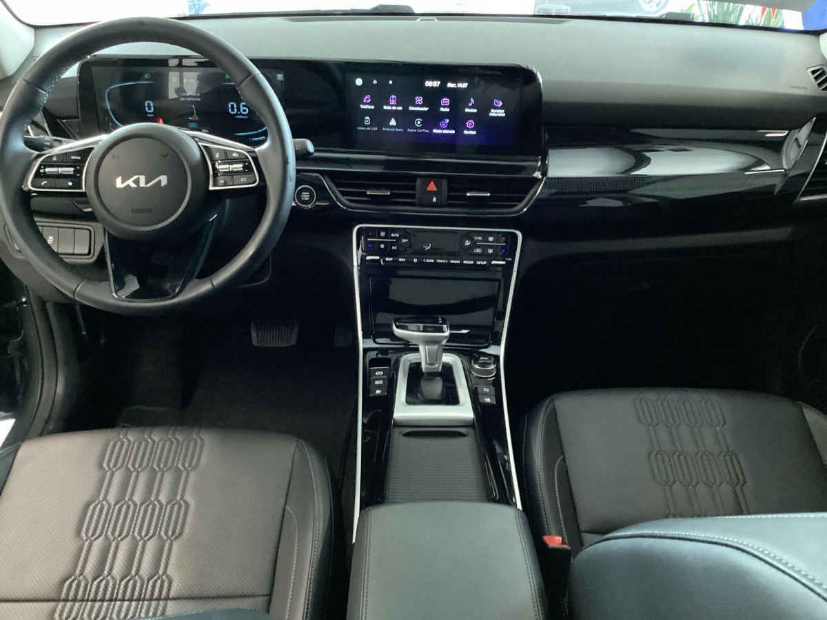 2025 Kia SELTOS 5p SX L4/1.5 Aut