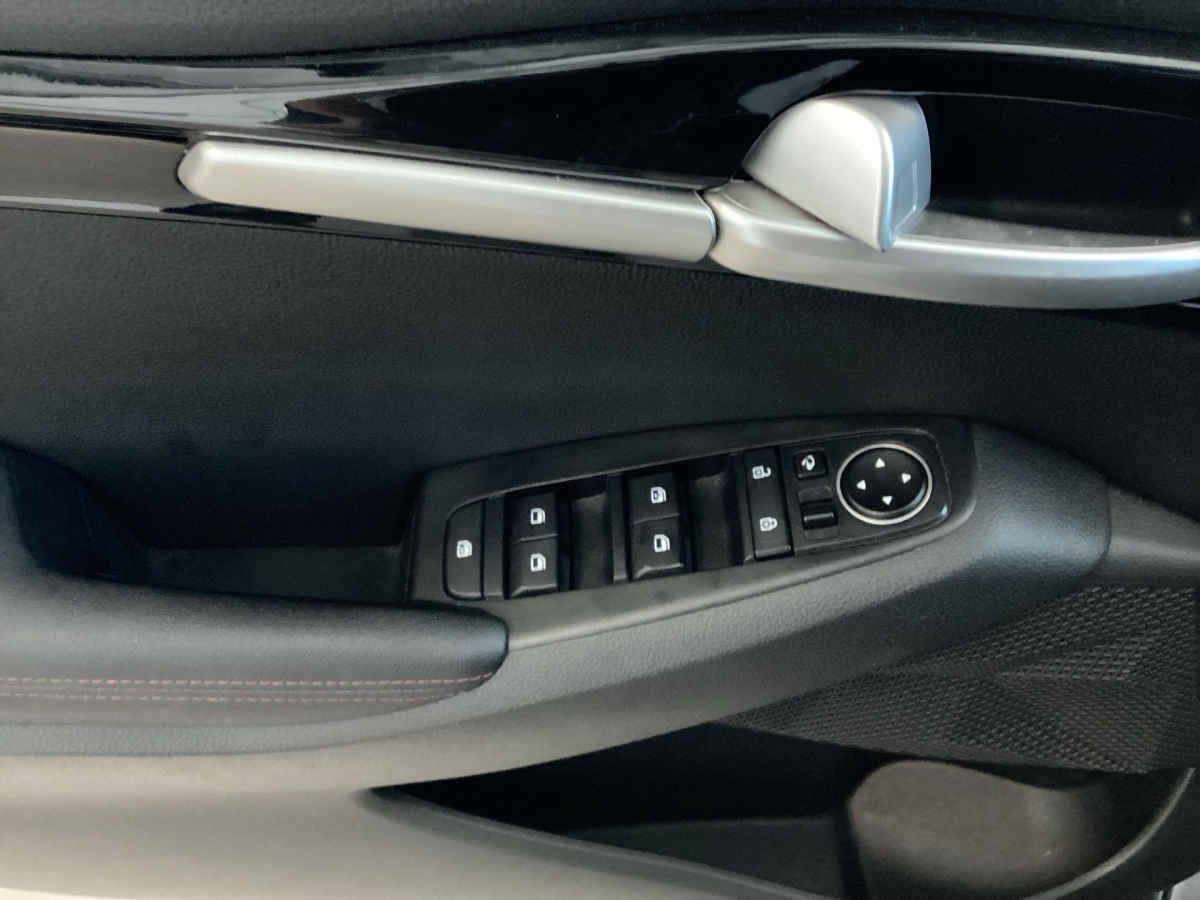 2023 Kia SELTOS 5p GT Line L4/1.4/T Aut