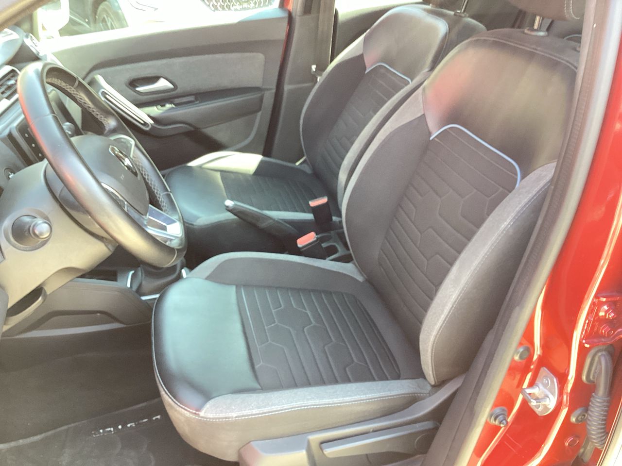 2023 Renault Duster 1.3 Iconic At