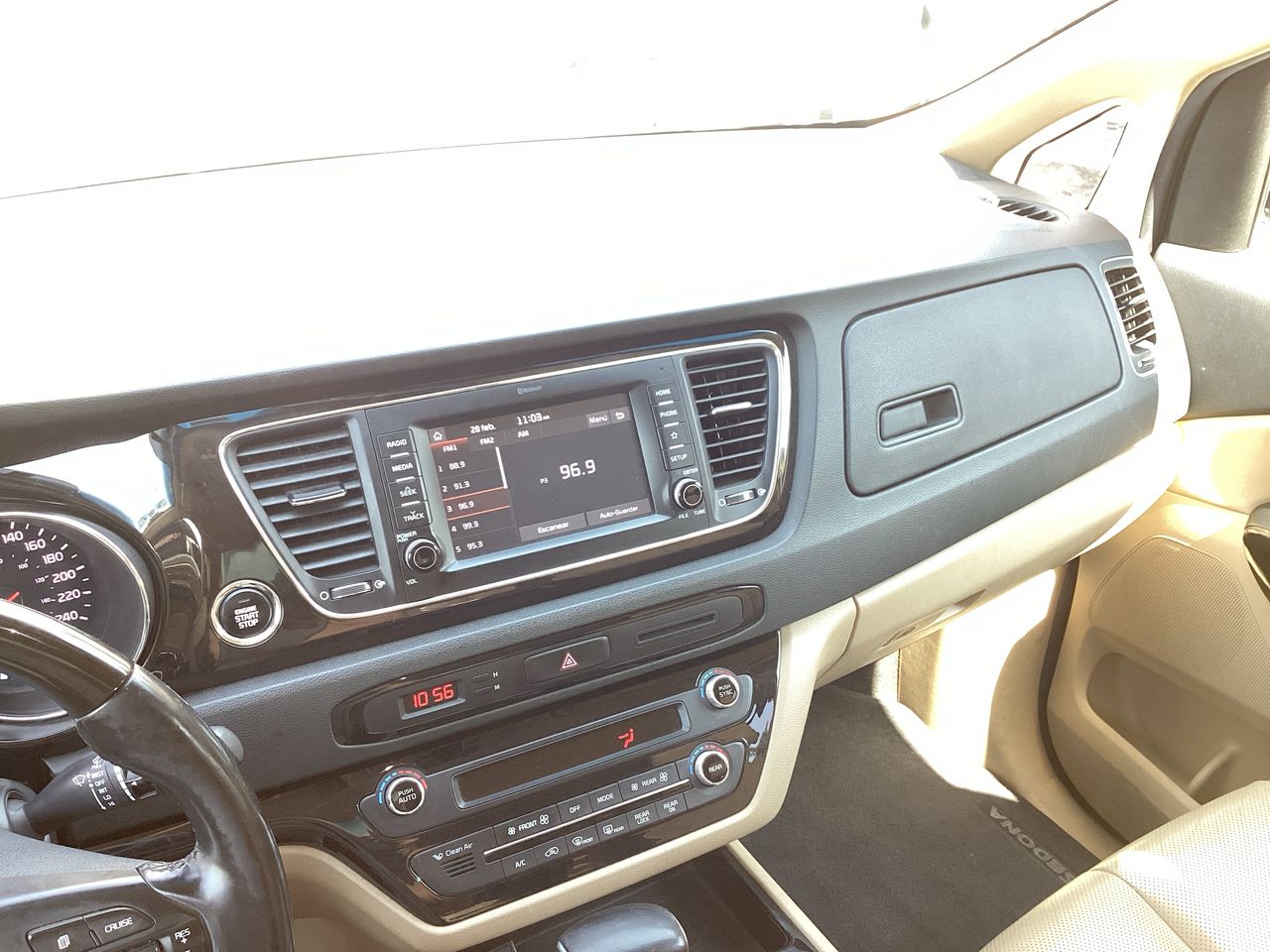 2019 Kia Sedona 3.3 V6 SXL Piel 7 Pasajeros At