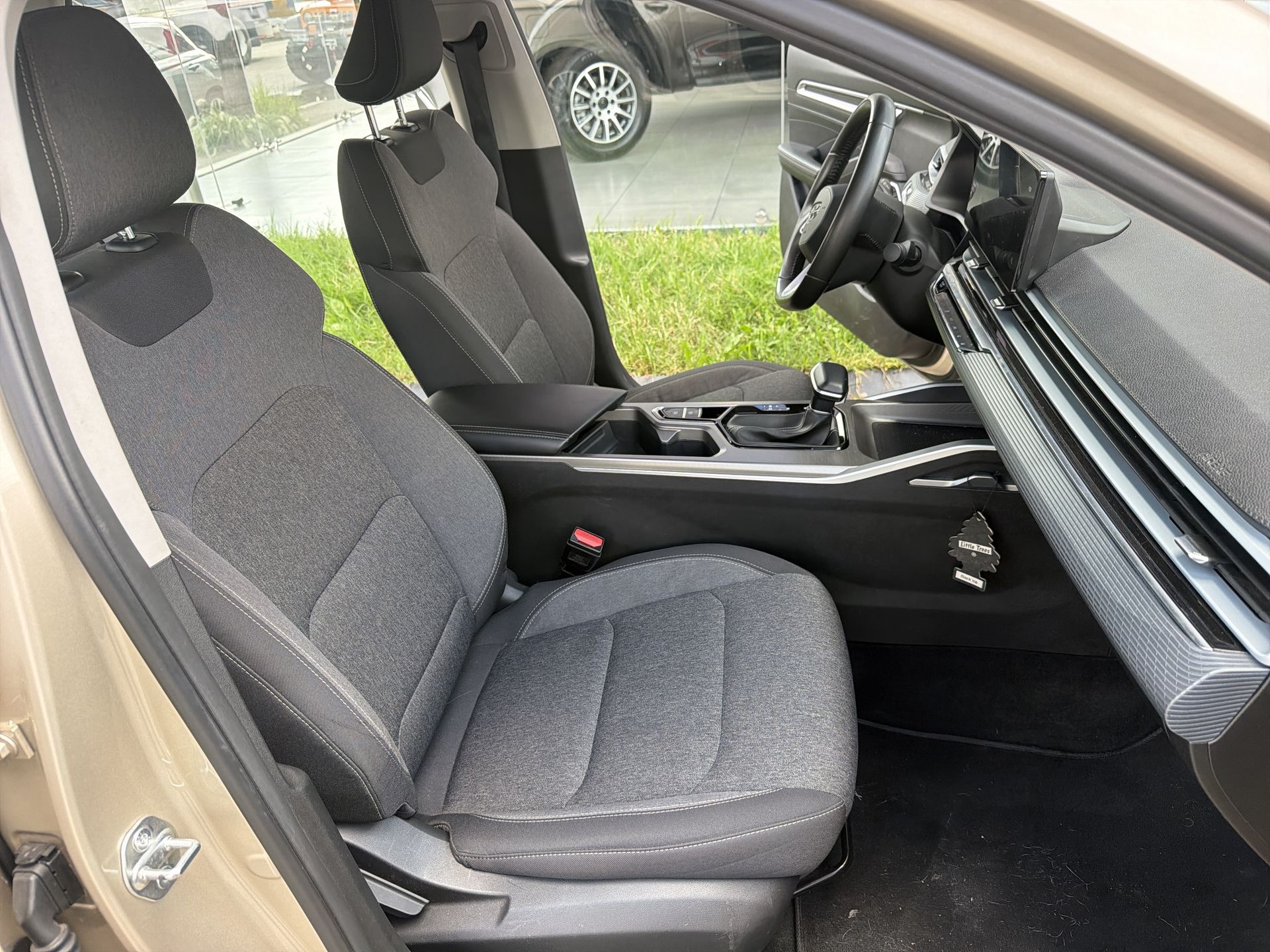2025 Geely Emgrand 1.5 GL At