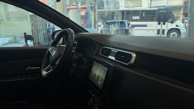 2023 Renault Duster 5p Iconic L4/1.3/T Aut