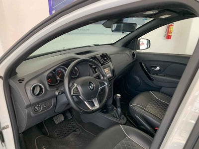 2024 Renault Logan 4p Intens L4/1.6 Aut