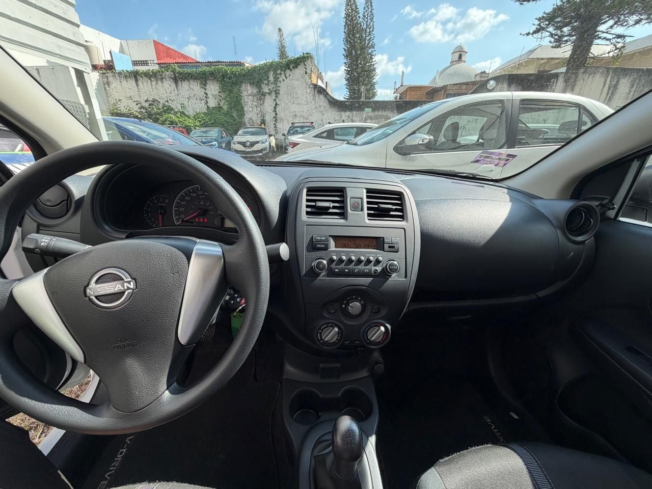 2025 Nissan V-Drive 1.6 A/C Mt