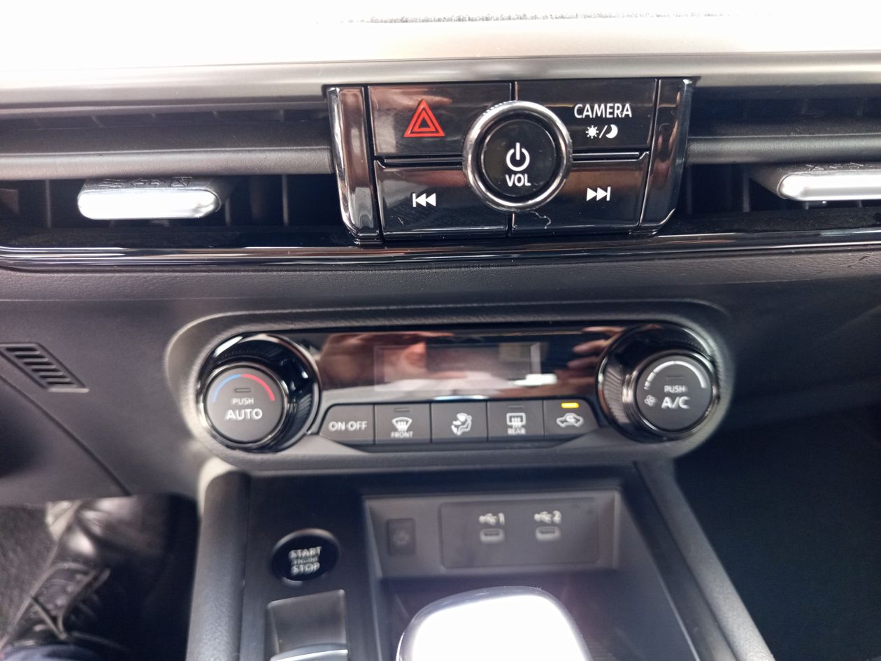 2025 Nissan Kicks 2.0 Advance At