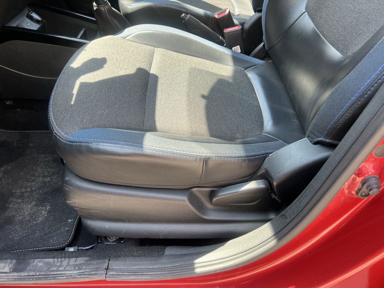 2024 Renault Kwid 1.0 Iconic Mt