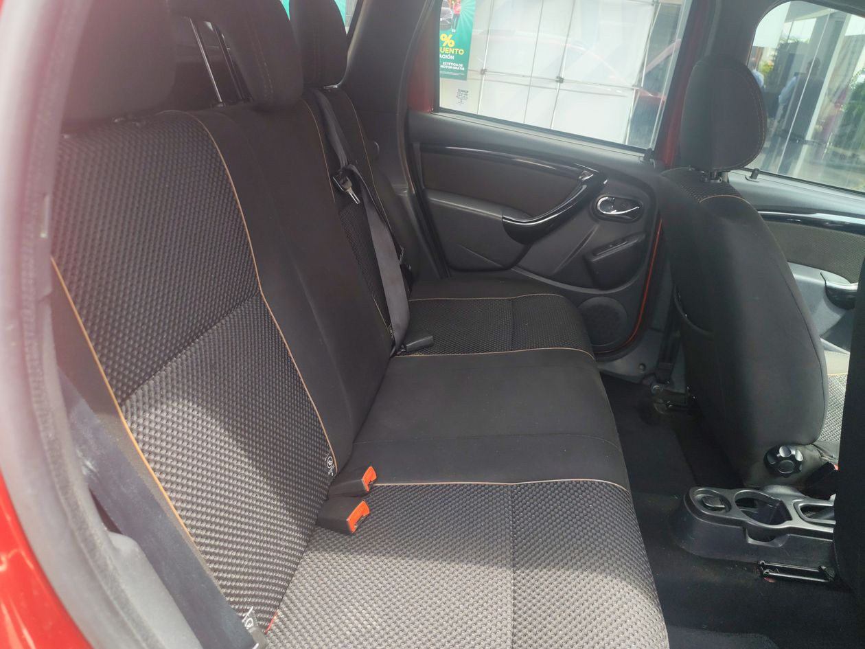 2018 Renault Duster 2.0 Intens At