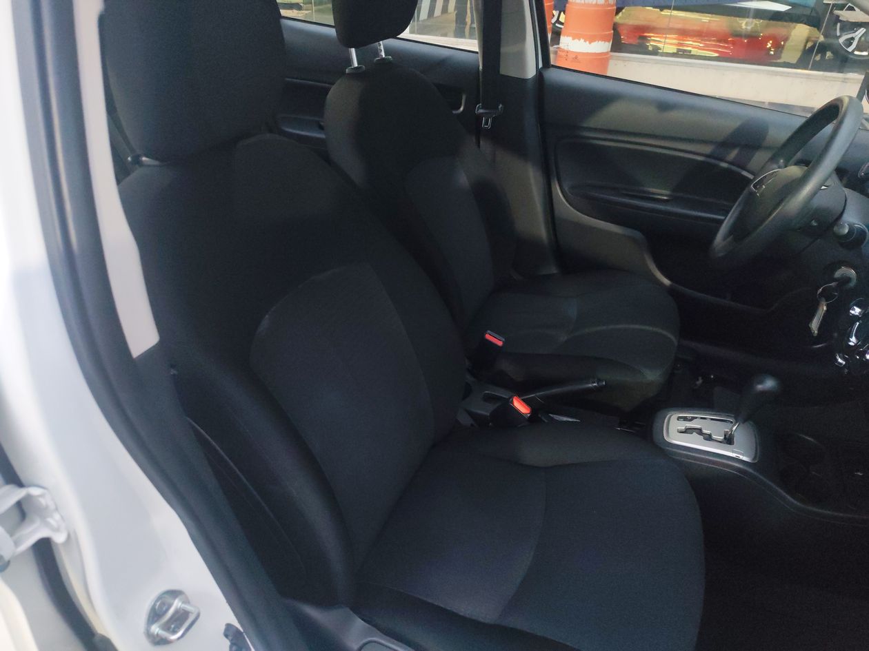 2024 Mitsubishi Mirage 1.2 Glx At