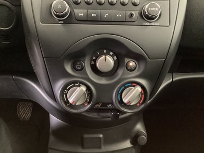 2025 Nissan V-Drive 1.6 A/C Mt