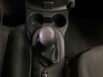 2025 Nissan V-Drive 1.6 A/C Mt