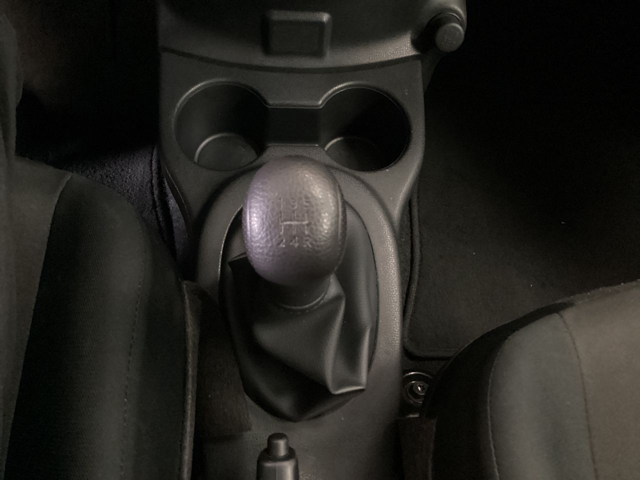 2025 Nissan V-Drive 1.6 A/C Mt