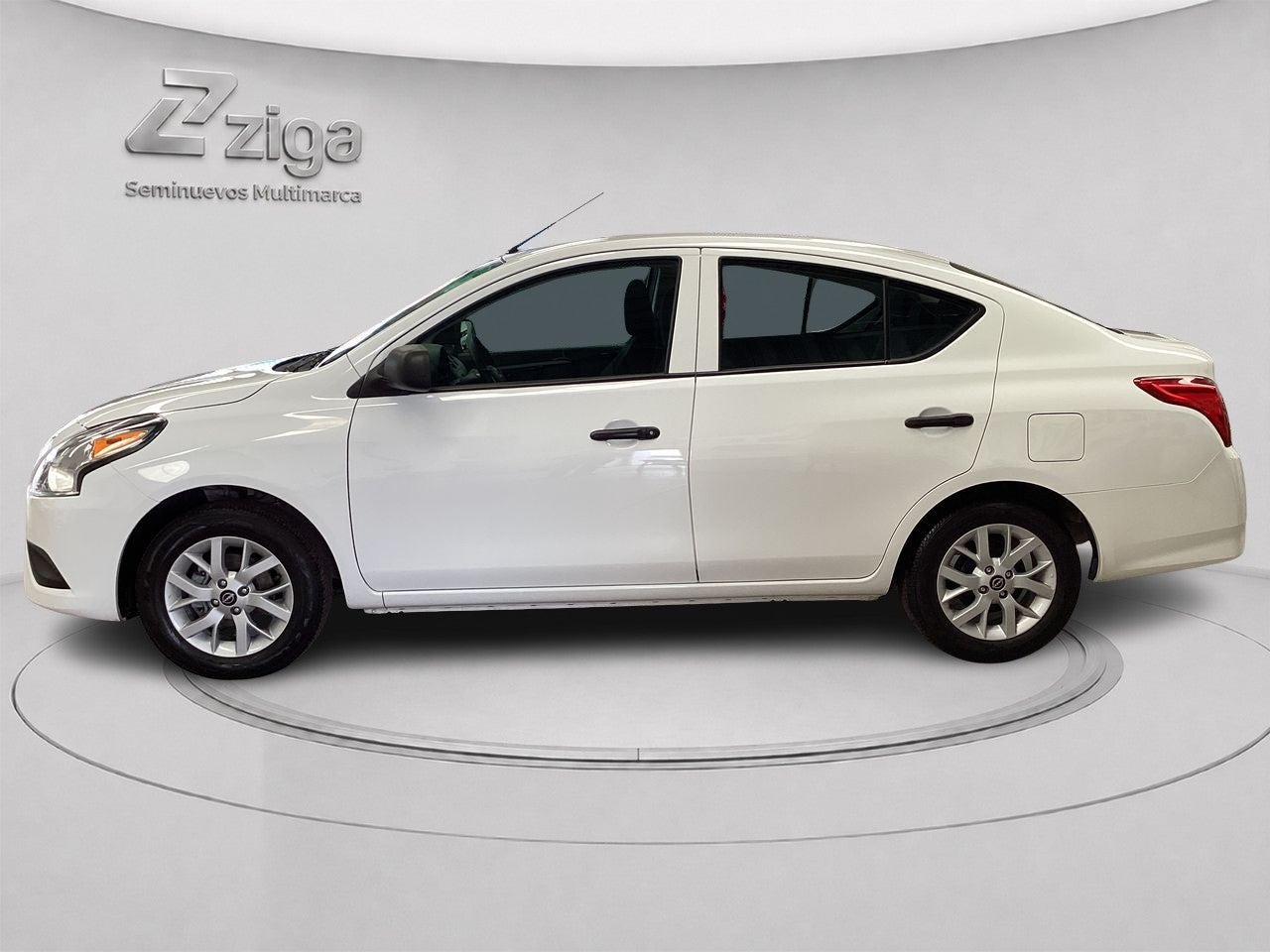 2025 Nissan V-Drive 1.6 A/C Mt