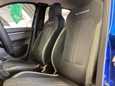 2024 Renault Kwid 1.0 Outsider Mt