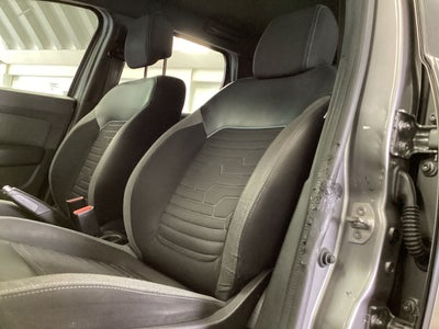 2023 Renault Duster 1.3 Iconic At