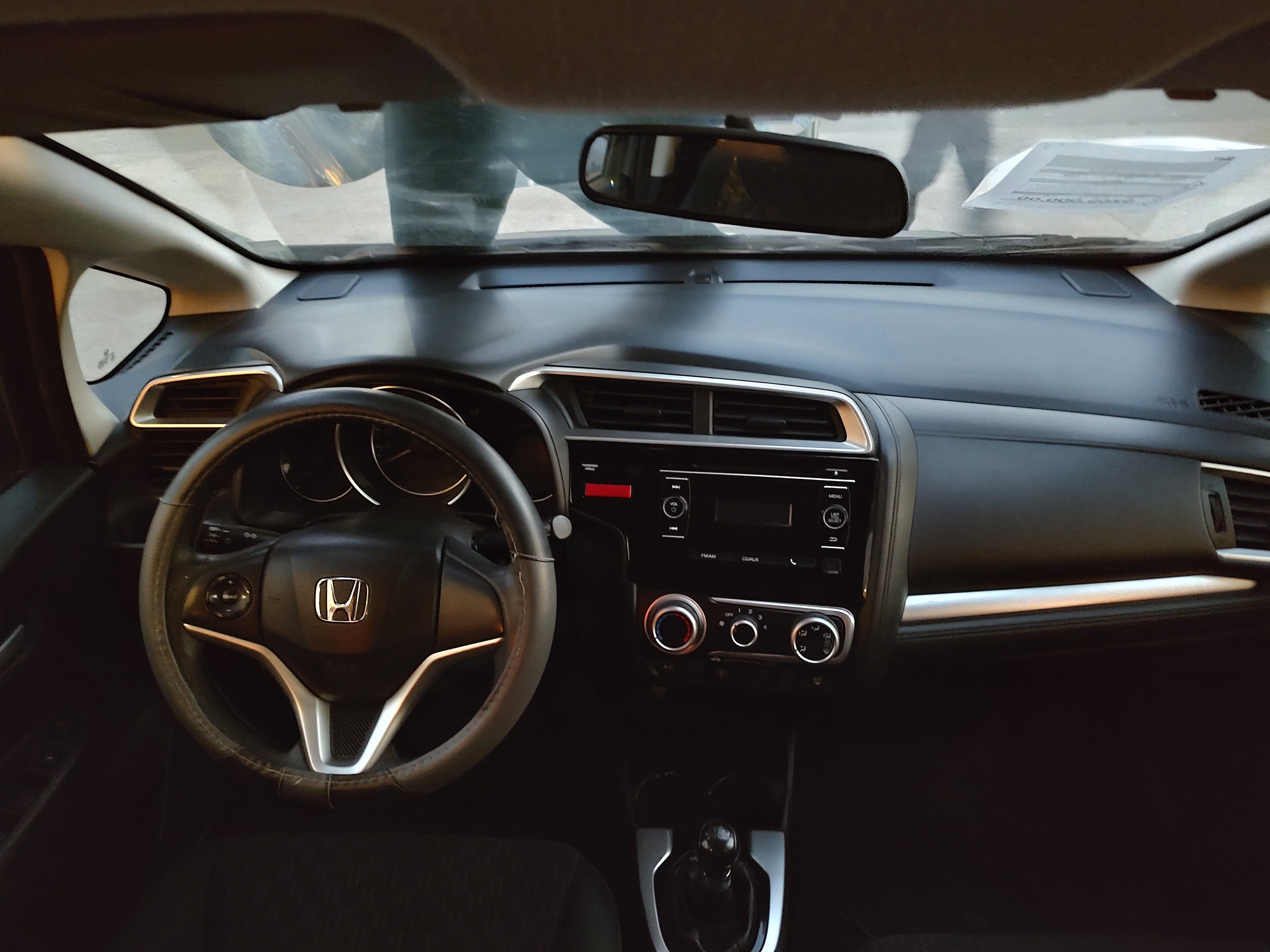 2017 Honda Fit COOL L4 1.5L 130 CP 5 PUERTAS STD BA AA
