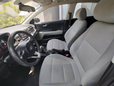 2018 Kia Rio LX, L4, 1.6L, 121 CP, 5 PUERTAS, AUT
