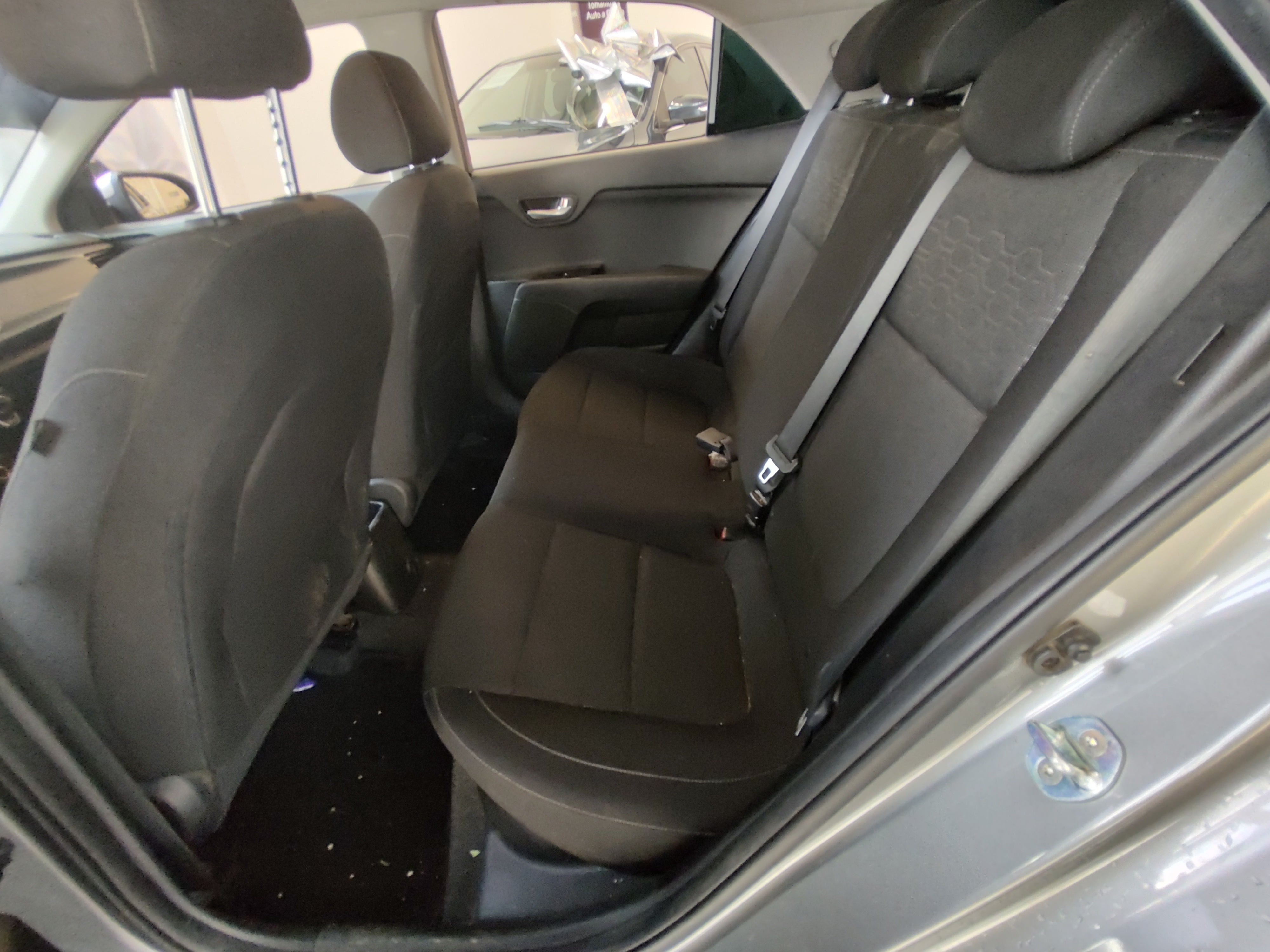 2021 Kia Rio LX, L4, 1.6L, 121 CP, 5 PUERTAS, STD