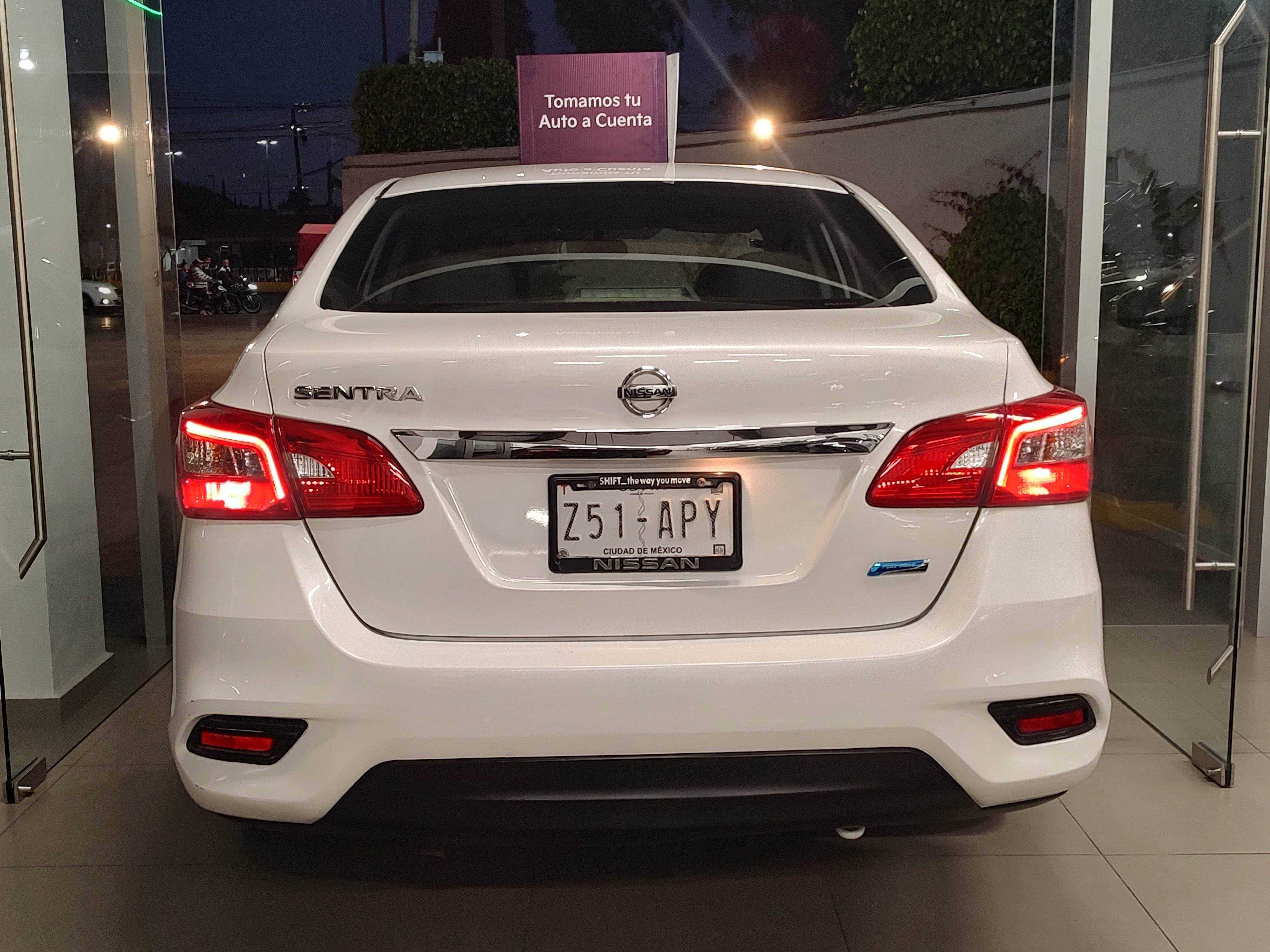 2017 Nissan Sentra ADVANCE L4 1.8L 129 CP 4 PUERTAS AUT BA AA