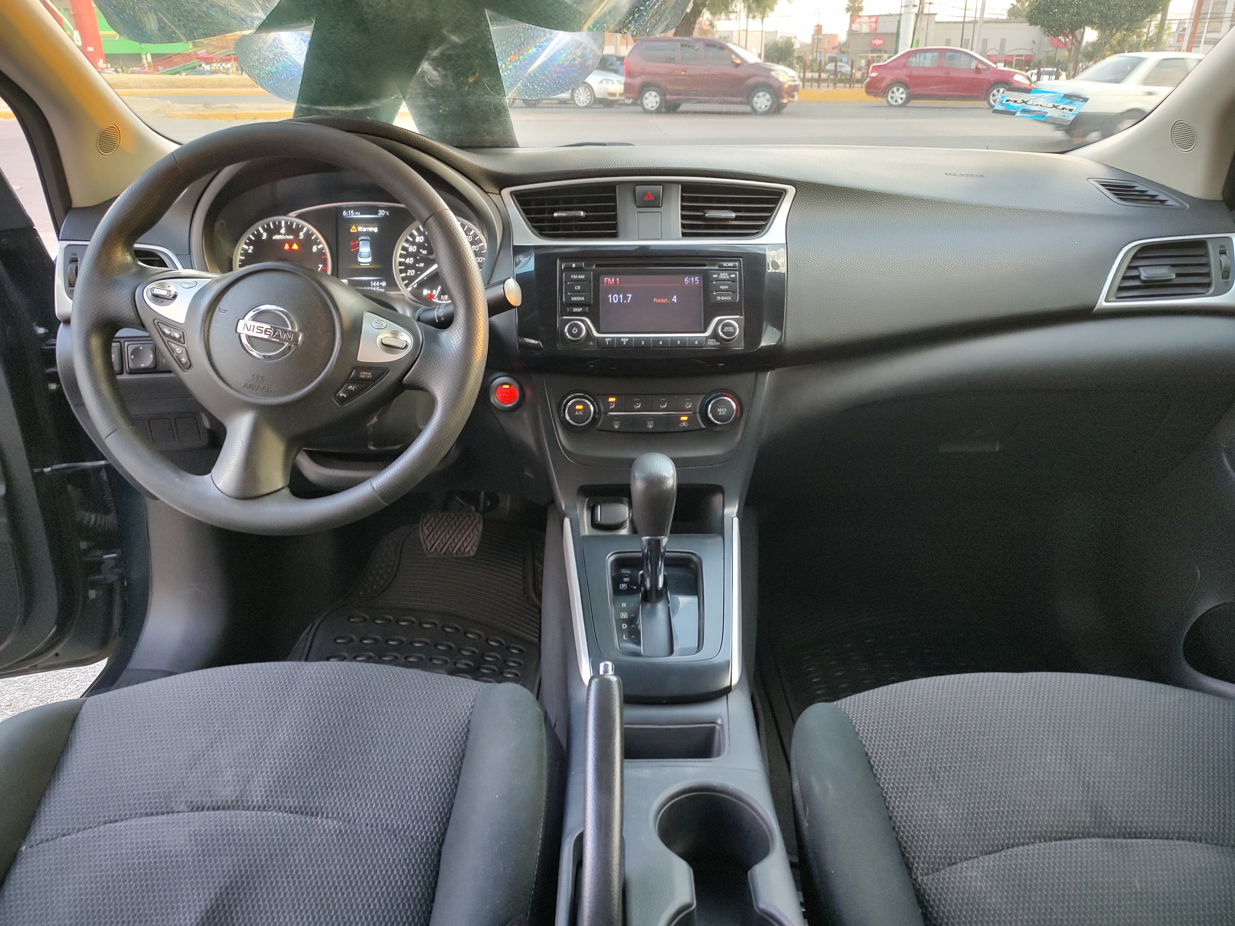 2019 Nissan Sentra ADVANCE L4 1.8L 129 CP 4 PUERTAS AUT BA AA