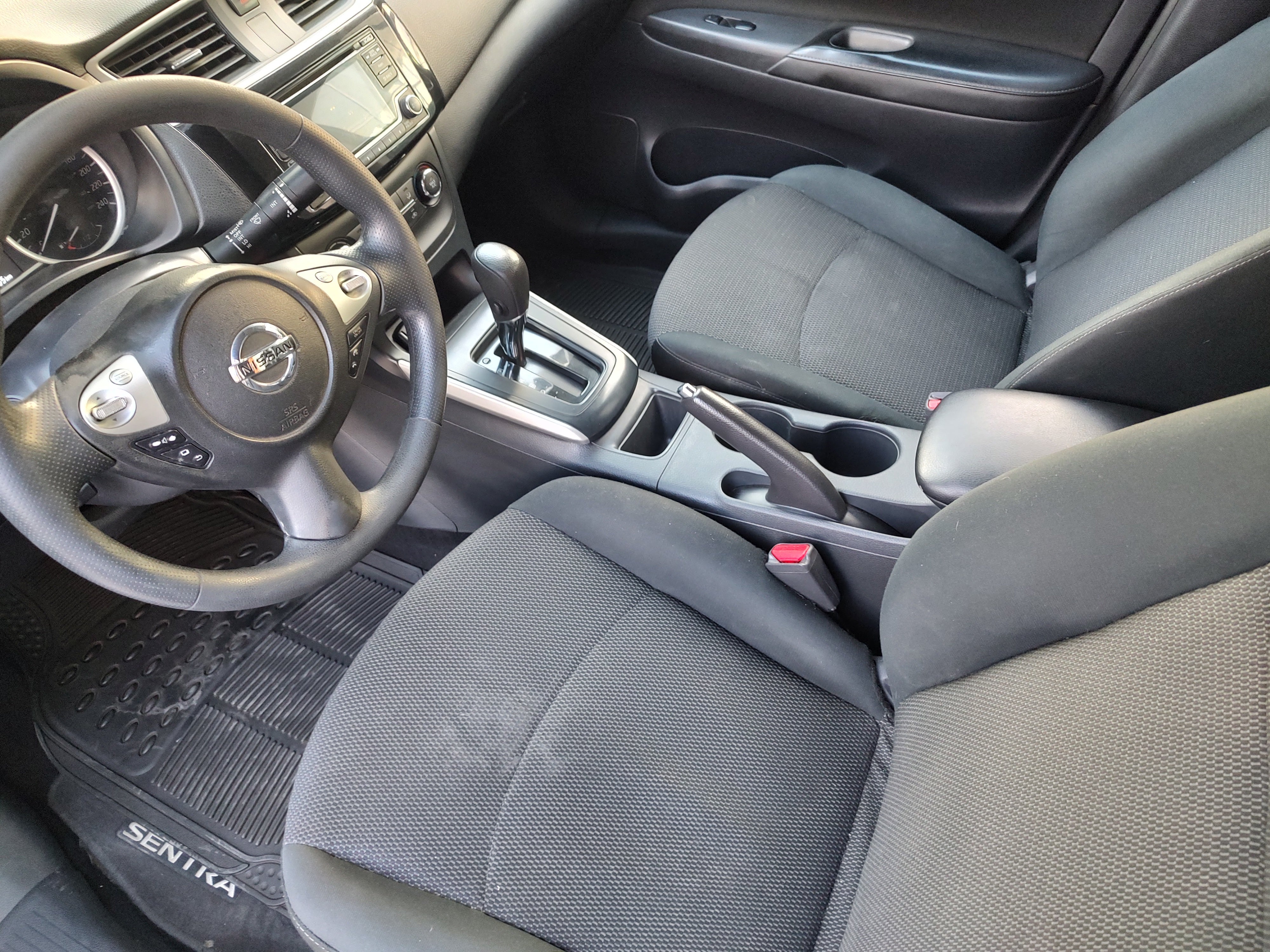 2019 Nissan Sentra ADVANCE L4 1.8L 129 CP 4 PUERTAS AUT BA AA