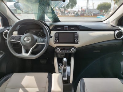 2021 Nissan Versa PLATINUM L4 1.6L 118 CP 4 PUERTAS AUT BA AA