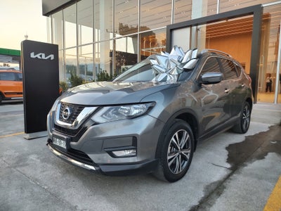 2019 Nissan X-Trail ADVANCE, L4, 2.5L, 5 PUERTAS, AUT CVT, 3 FILAS