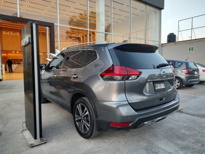 2019 Nissan X-Trail ADVANCE, L4, 2.5L, 5 PUERTAS, AUT CVT, 3 FILAS