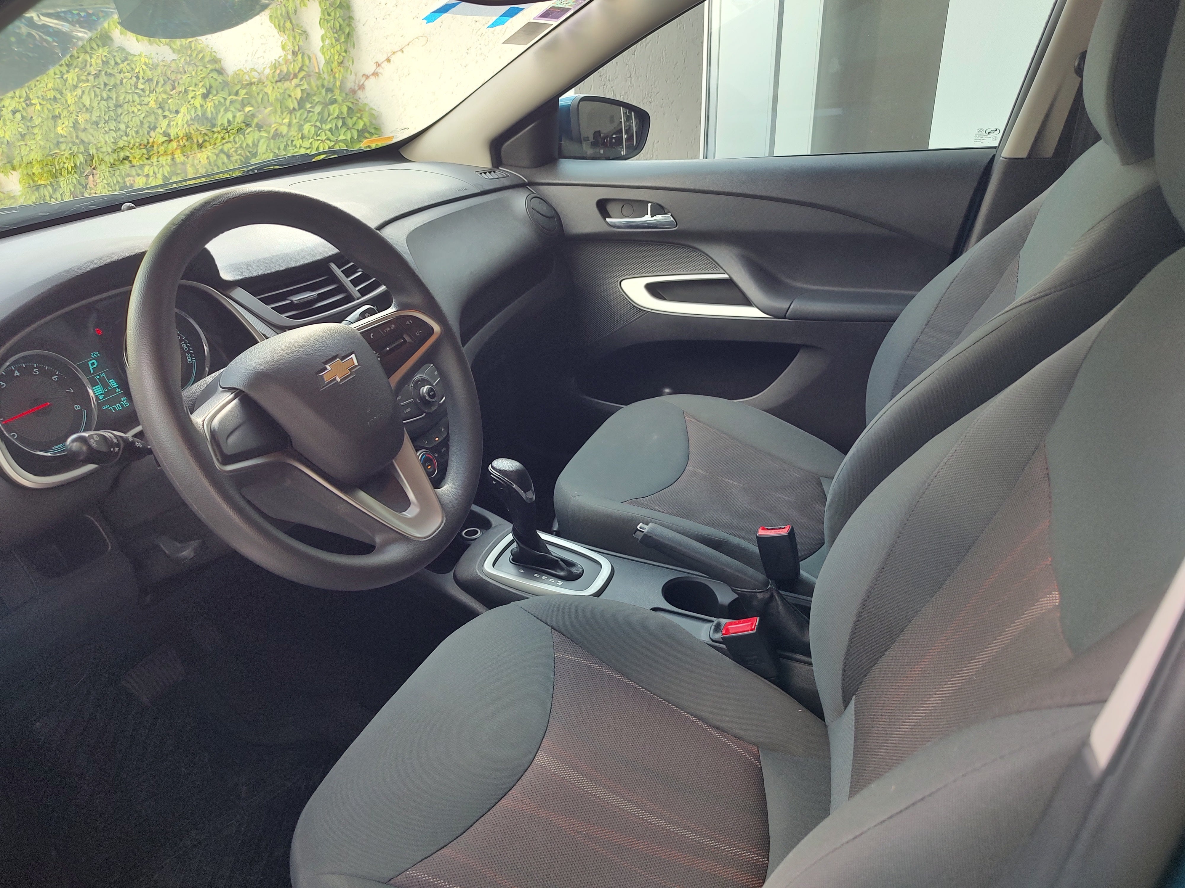2020 Chevrolet Aveo LT, L4, 1.5L, 107 CP, 4 PUERTAS, STD
