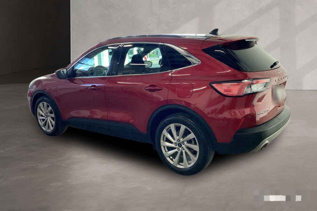2022 Ford Escape 5p Titanium HEV L4/2.5 Aut