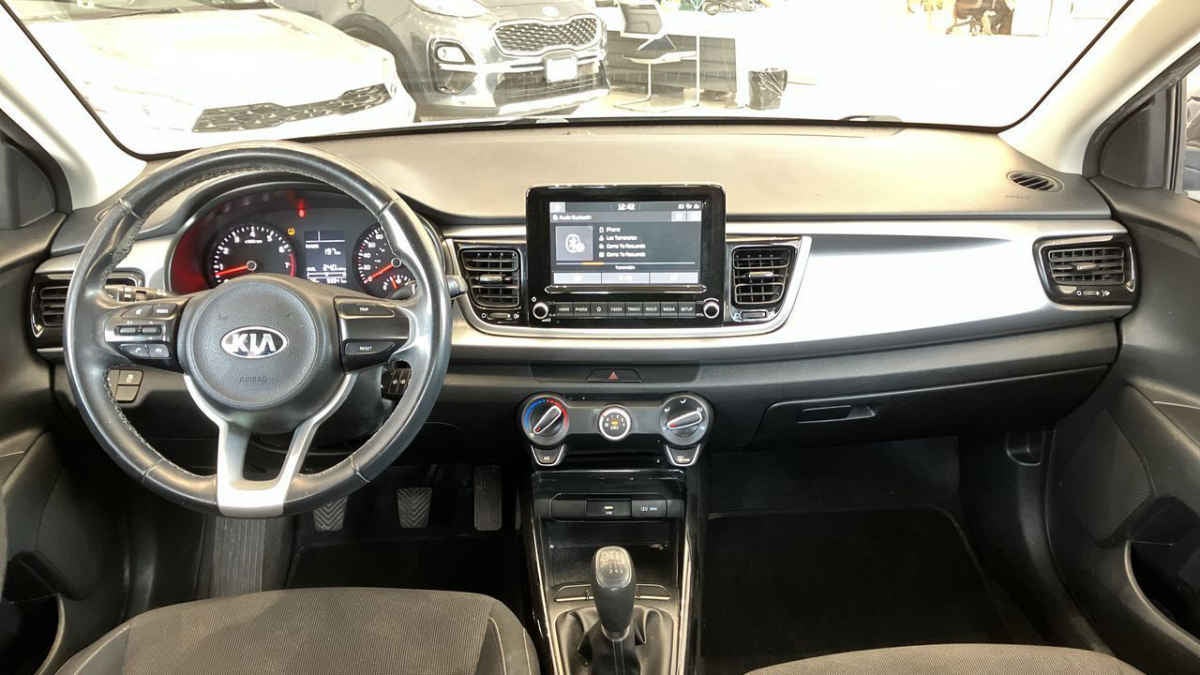 2021 Kia KIA RIO SEDAN 4p LX L4/1.6 Man
