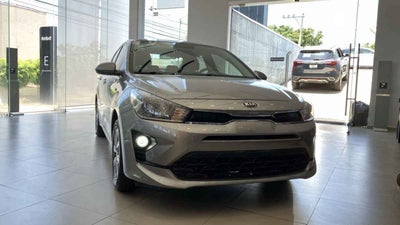 2021 Kia KIA RIO SEDAN 4p LX L4/1.6 Man