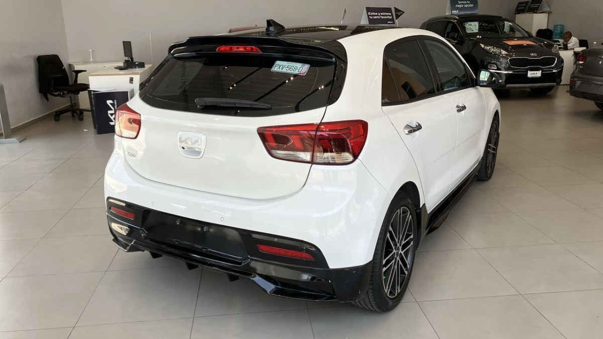 2022 Kia KIA RIO HB 5p S Pack L4/1.6 Man