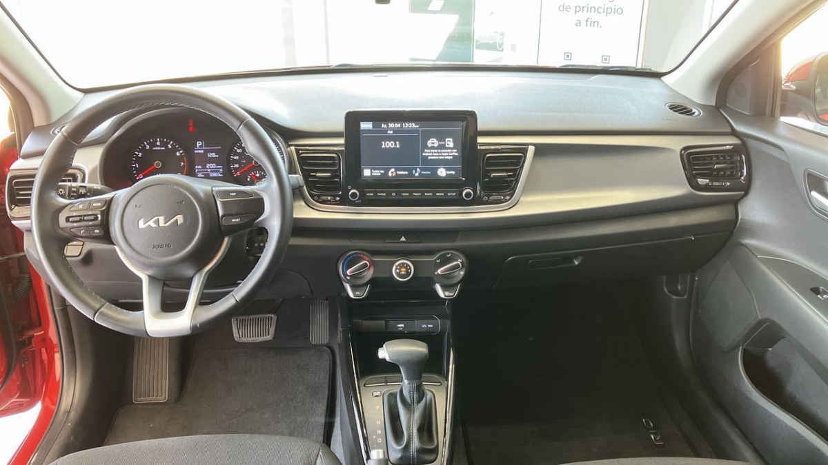 2023 Kia KIA RIO HB 5p LX L4/1.6 Aut