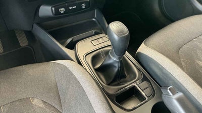 2024 Kia K3 5p LX L4/1.6 Man
