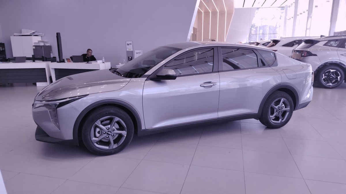2025 Kia K4 4p LX L4/2.0 Man